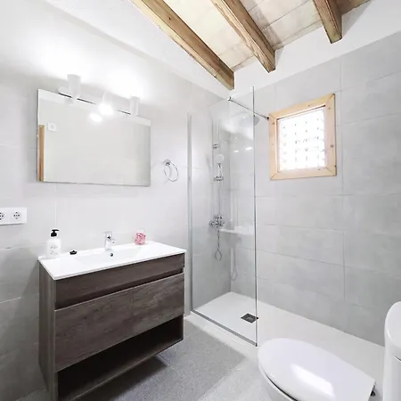 بيت للعطل Boy